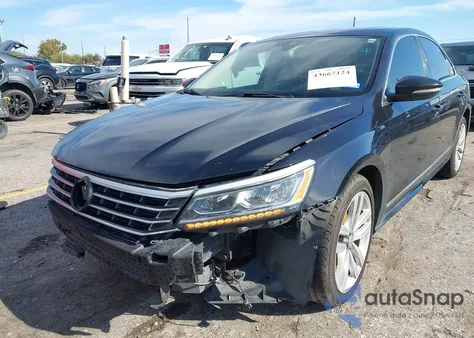 2017 Volkswagen Passat V6 Sel Premium z USA, uszkodzony, nr VIN 1VWCM7A39HC036361